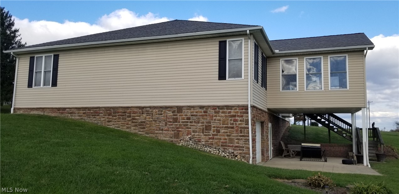 70153 Crescent Road St. Clairsville, OH 43950 - Photo 4 of 31