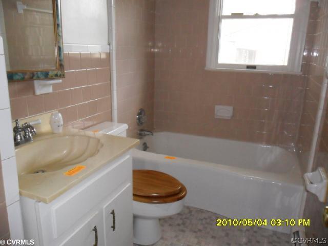 8015 Laurel Spring Road Prince George, VA 23875 - Photo 6 of 12 Master Bath - BATHROOM