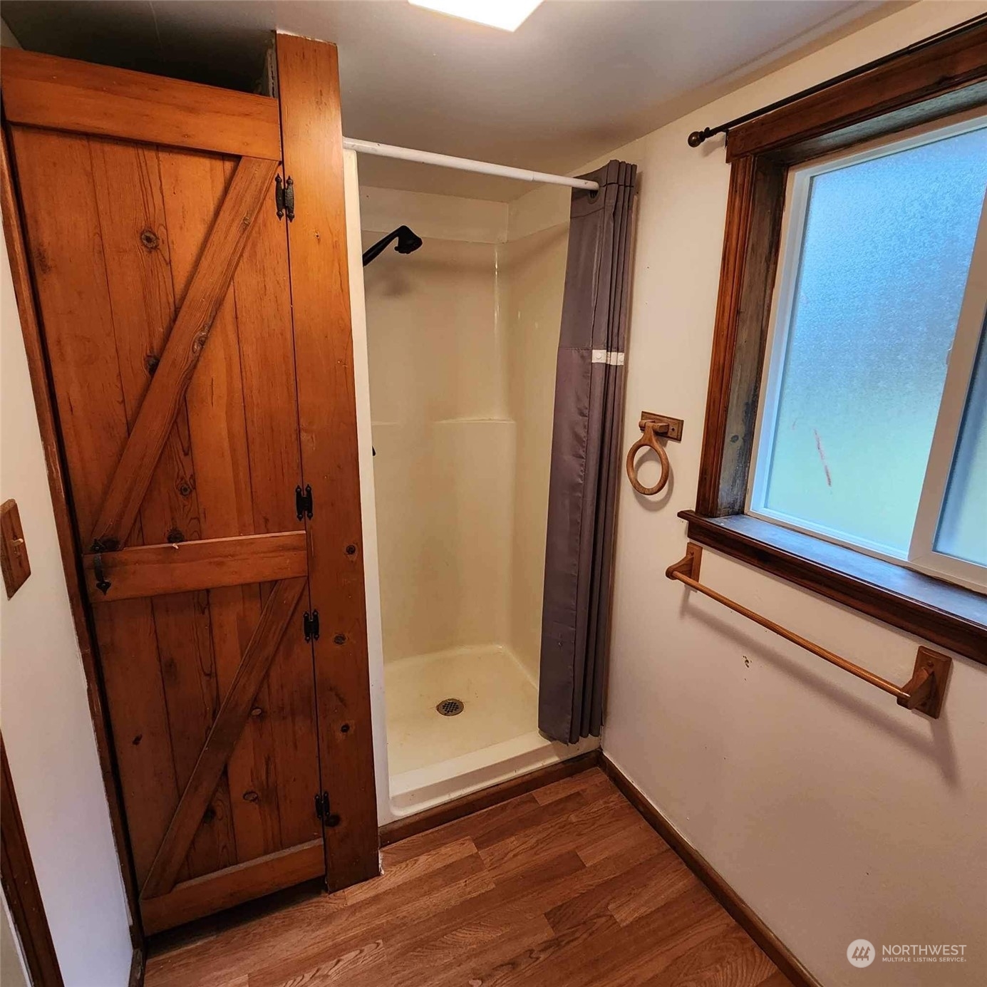 62 Kin Road Naselle, WA 98638 - Photo 11 of 20 a view of walk in closet