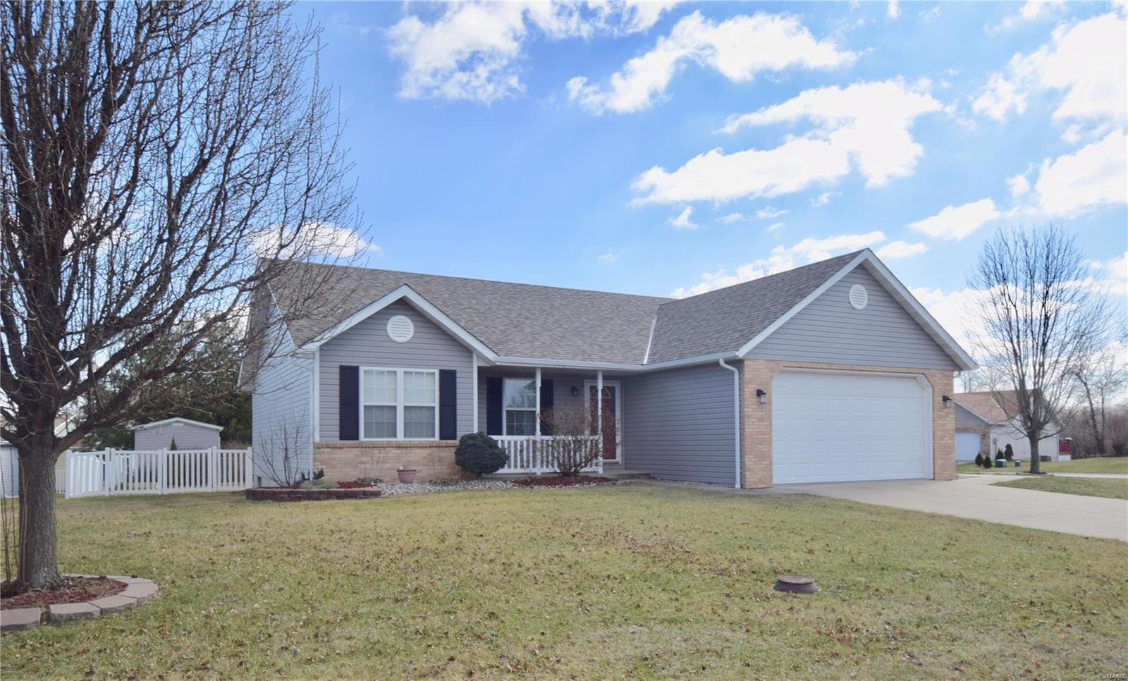 601 Copper Line Road Maryville, IL 62062 - Photo 1 of 41 Gallery Image 1
