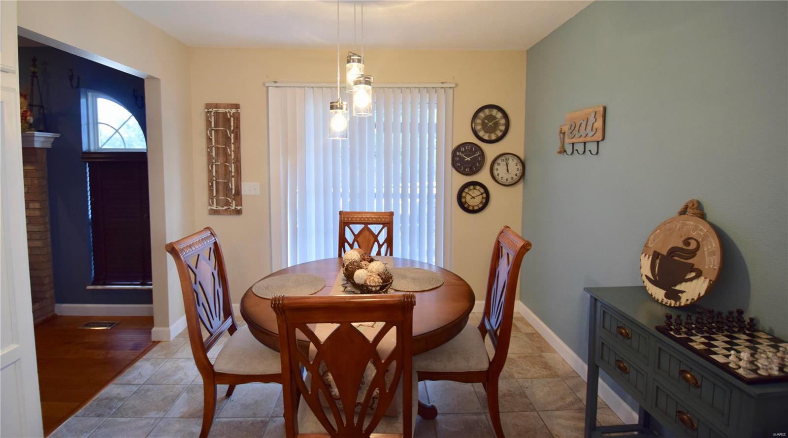 601 Copper Line Road Maryville, IL 62062 - Photo 3 of 41 Gallery Image 3