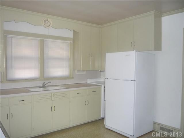 809 Radio Road Statesville, NC 28677 - Photo 5 of 10 Gallery Image 5