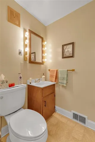 $360,000 | 1275 Park Place, Beaver, PA 15009