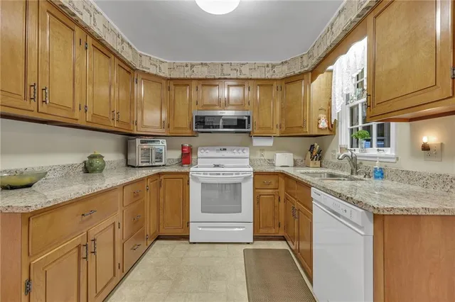 $360,000 | 1275 Park Place, Beaver, PA 15009