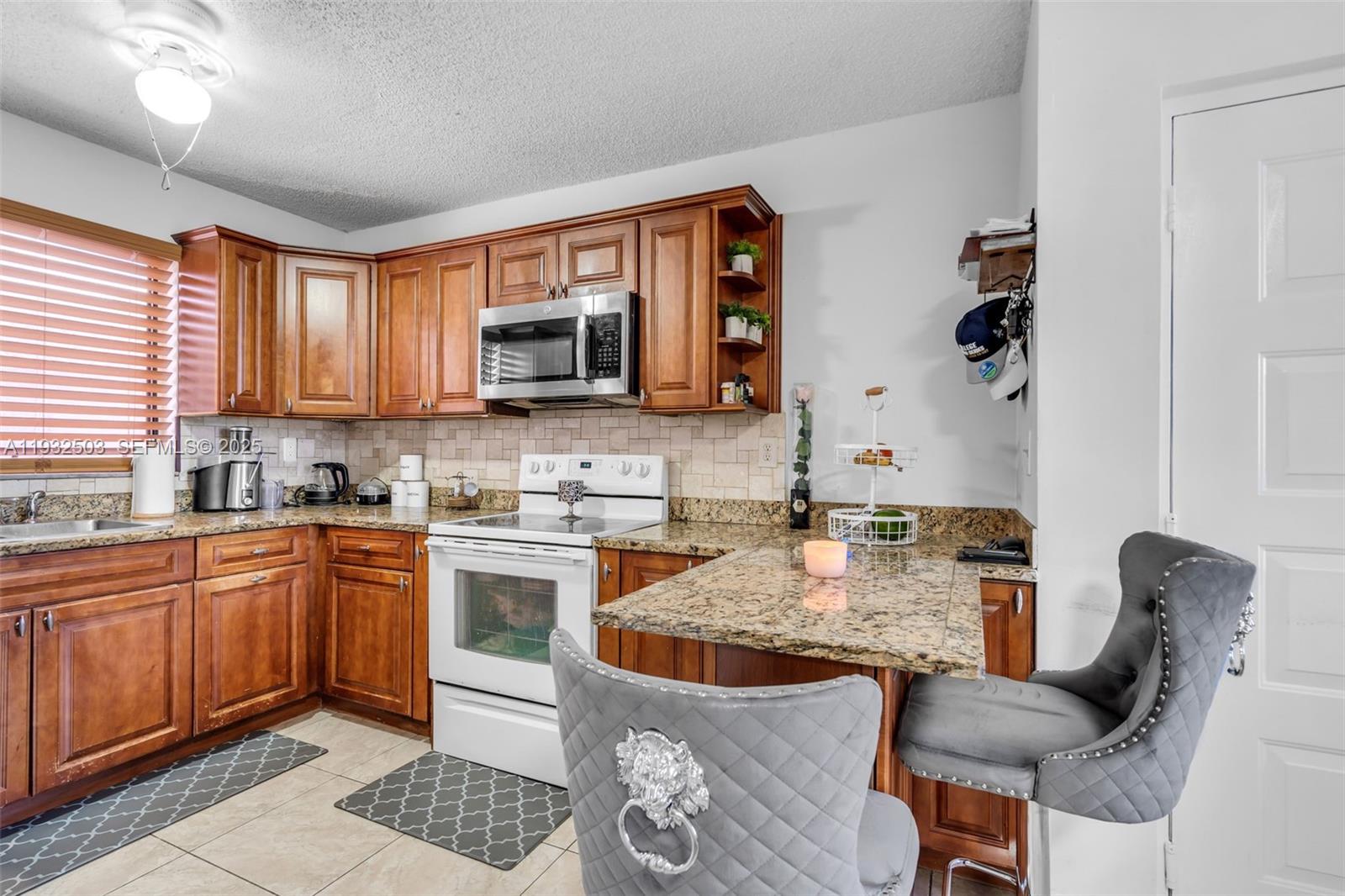 2740 West 63rd Street, Unit 206 Hialeah, FL 33016 - Photo 9 of 29