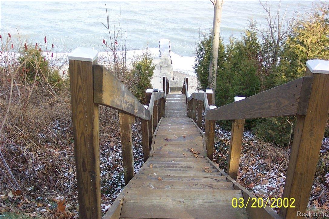 5961 Lakeshore Road Lexington, MI 48450 - Photo 12 of 14 12 Stairs