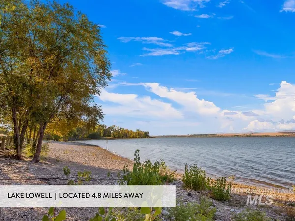 $859,900 | 6933 East Chicken Hawk Loop, Nampa, ID 83686