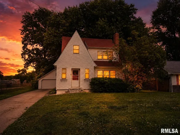 $185,000 | 127 South Euclid Avenue, East Peoria, IL 61611