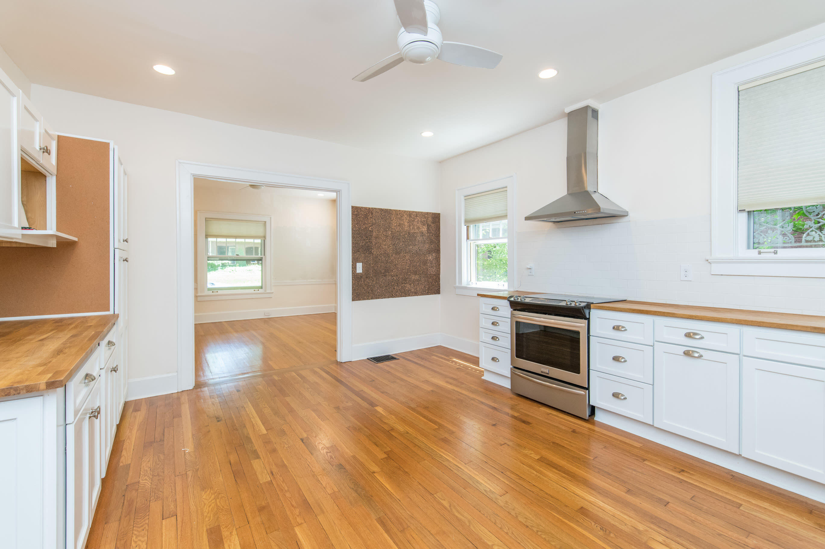 227 McDowell Road Lexington, KY 40502 - Photo 10 of 42 20220603-227-McDowell-Rd-parker-realty-0