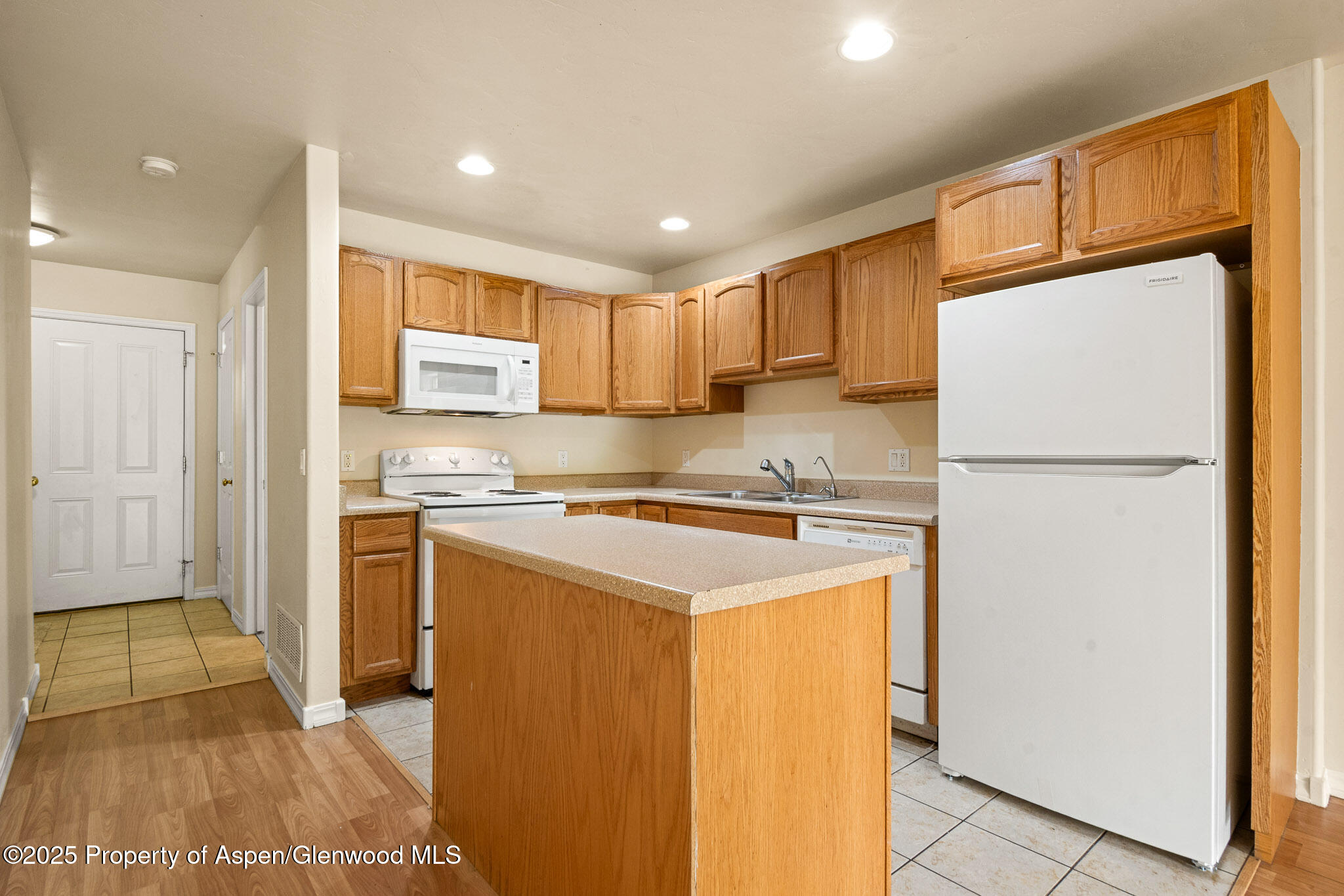 1018 East Avenue Rifle, CO 81650 - Photo 4 of 24 MLS Online Version-20