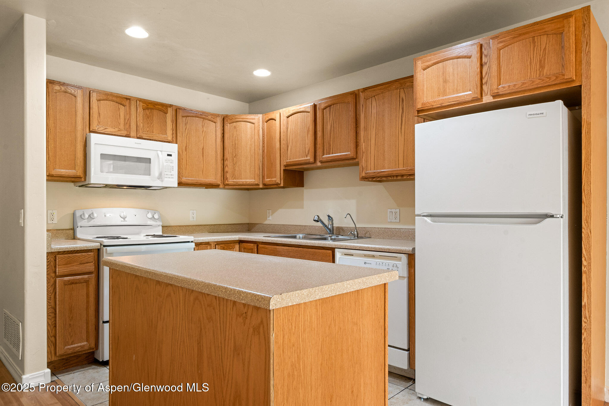 1018 East Avenue Rifle, CO 81650 - Photo 6 of 24 MLS Online Version-21