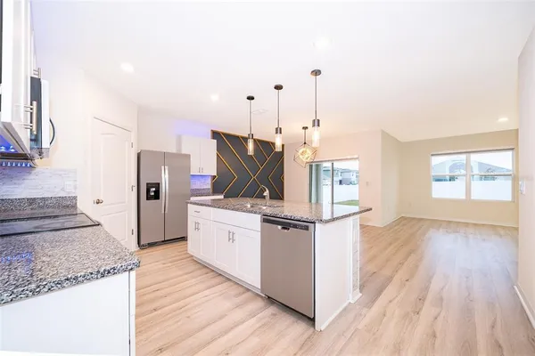 $3,000 | 1503 West Oak Street, Kissimmee, FL 34741