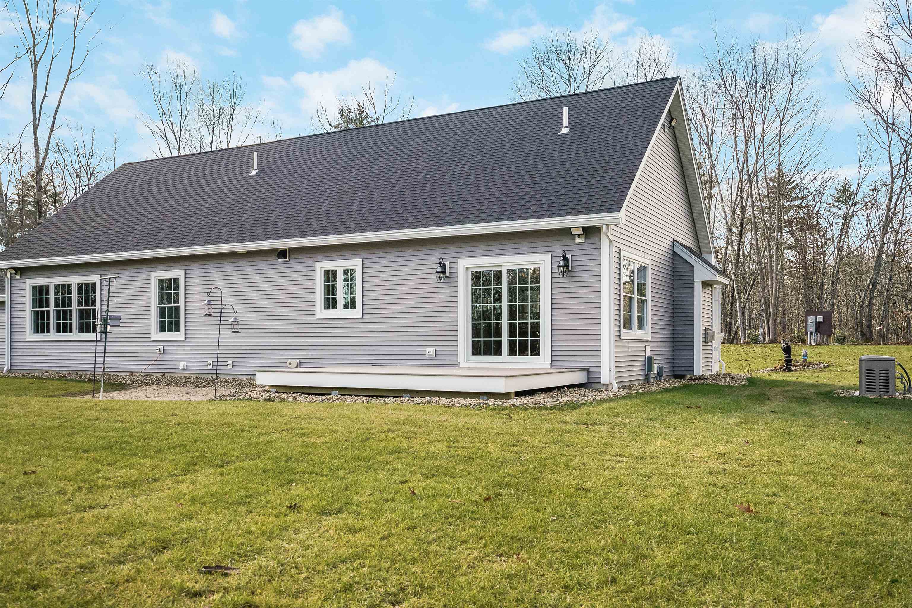 142 Gile Road Nottingham, NH 03290 - Photo 24 of 40
