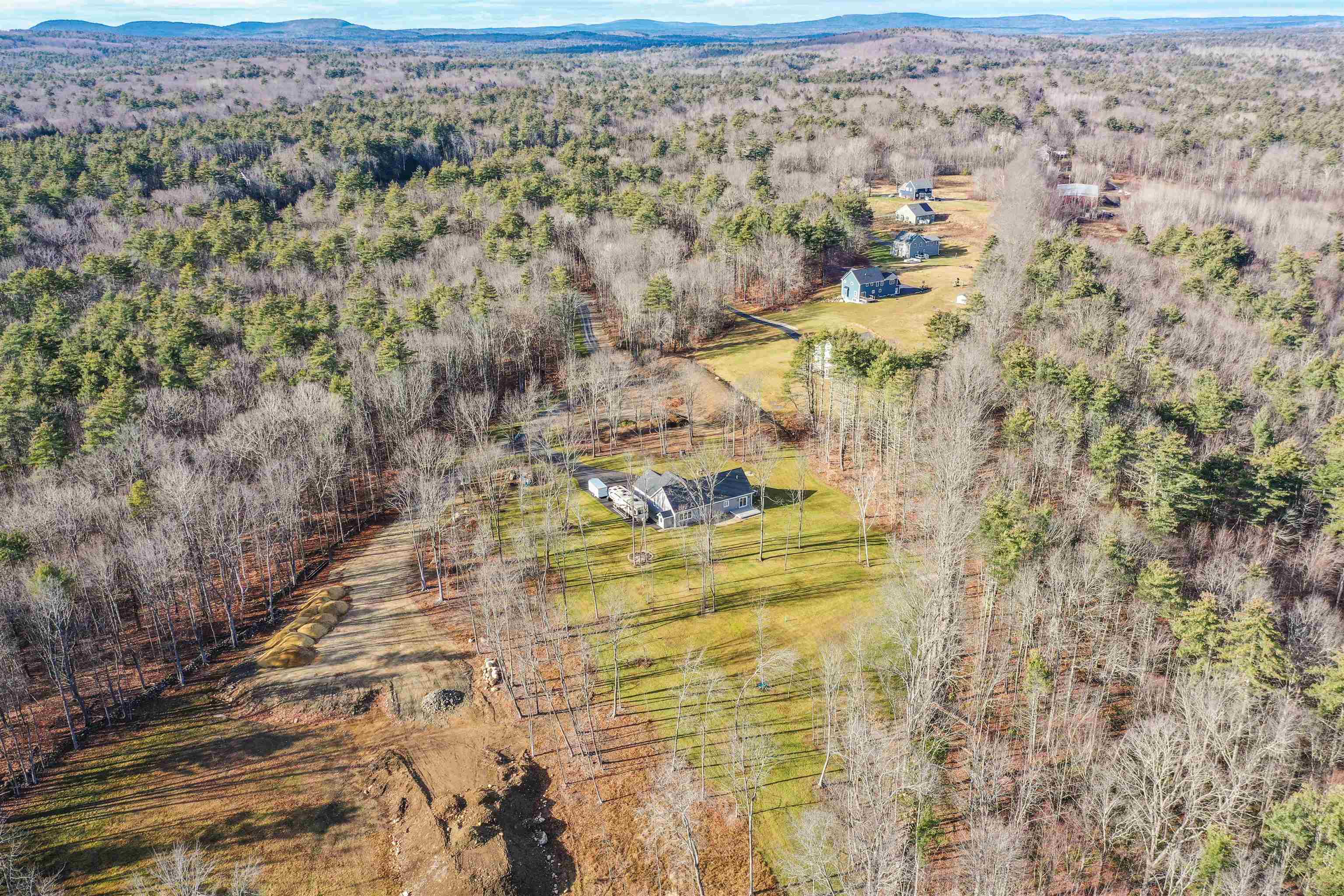 142 Gile Road Nottingham, NH 03290 - Photo 33 of 40