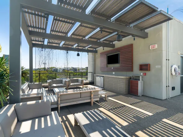 $2,350 | 1212 Laurel Street, Unit 1312, Nashville, TN 37203