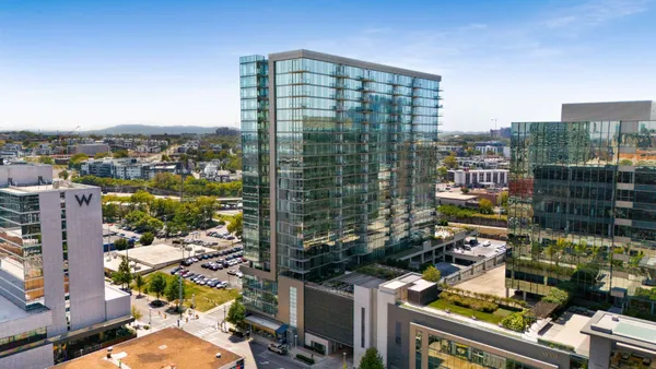 $2,350 | 1212 Laurel Street, Unit 1312, Nashville, TN 37203