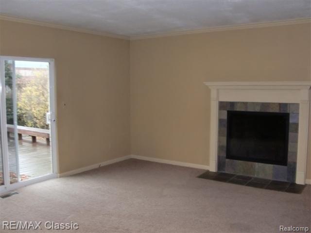 42734 Keystone Canton, MI 48187 - Photo 3 of 10 LIVING ROOM