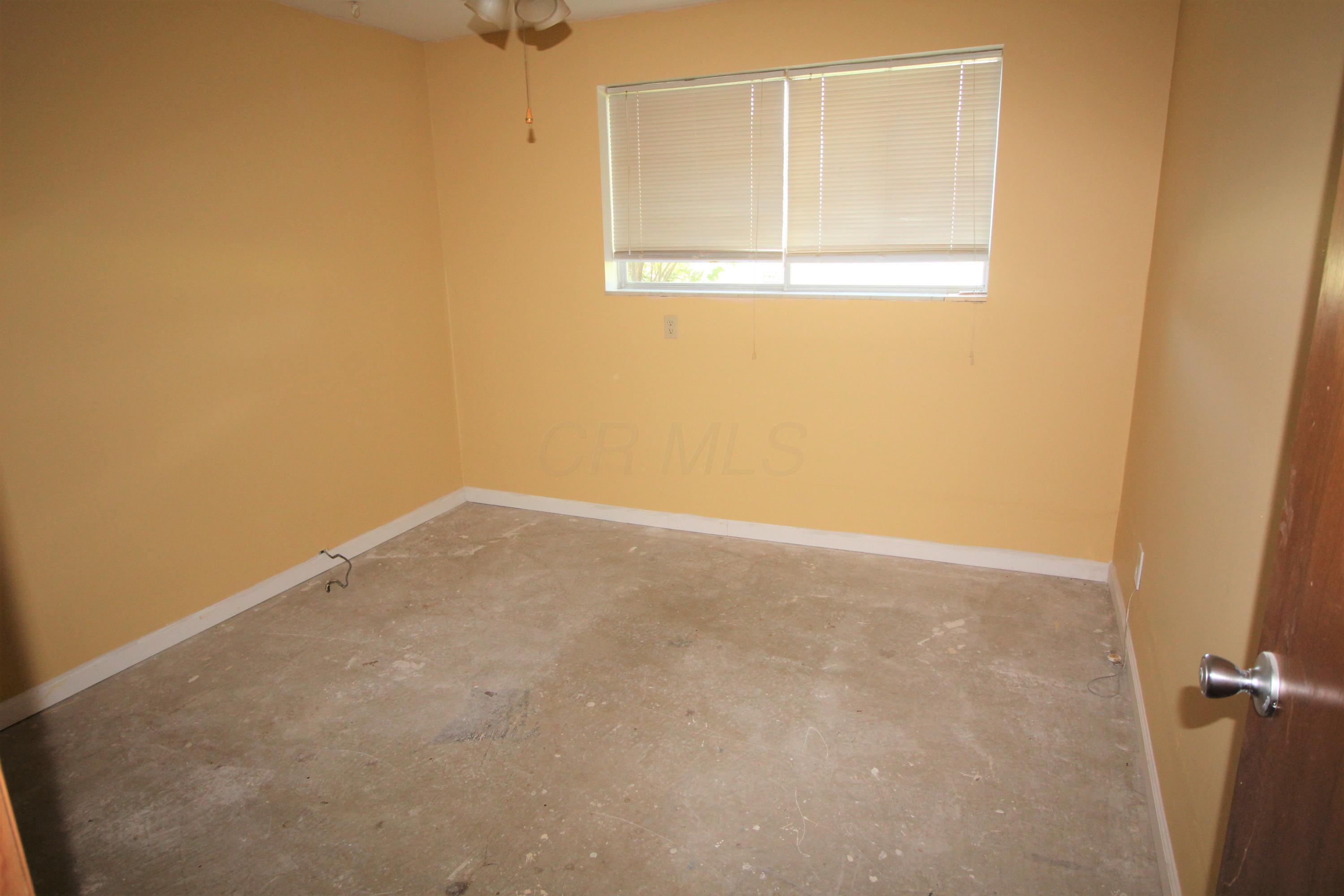 6800 Alkire Road Galloway, OH 43119 - Photo 14 of 23 Gallery Image 14