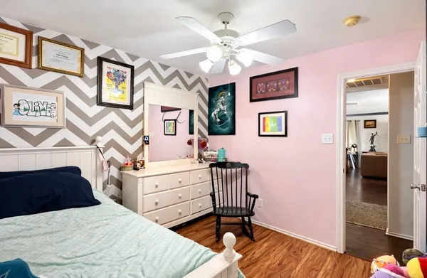 $309,000 | 418 Sun River Lane, Dickinson, TX 77539