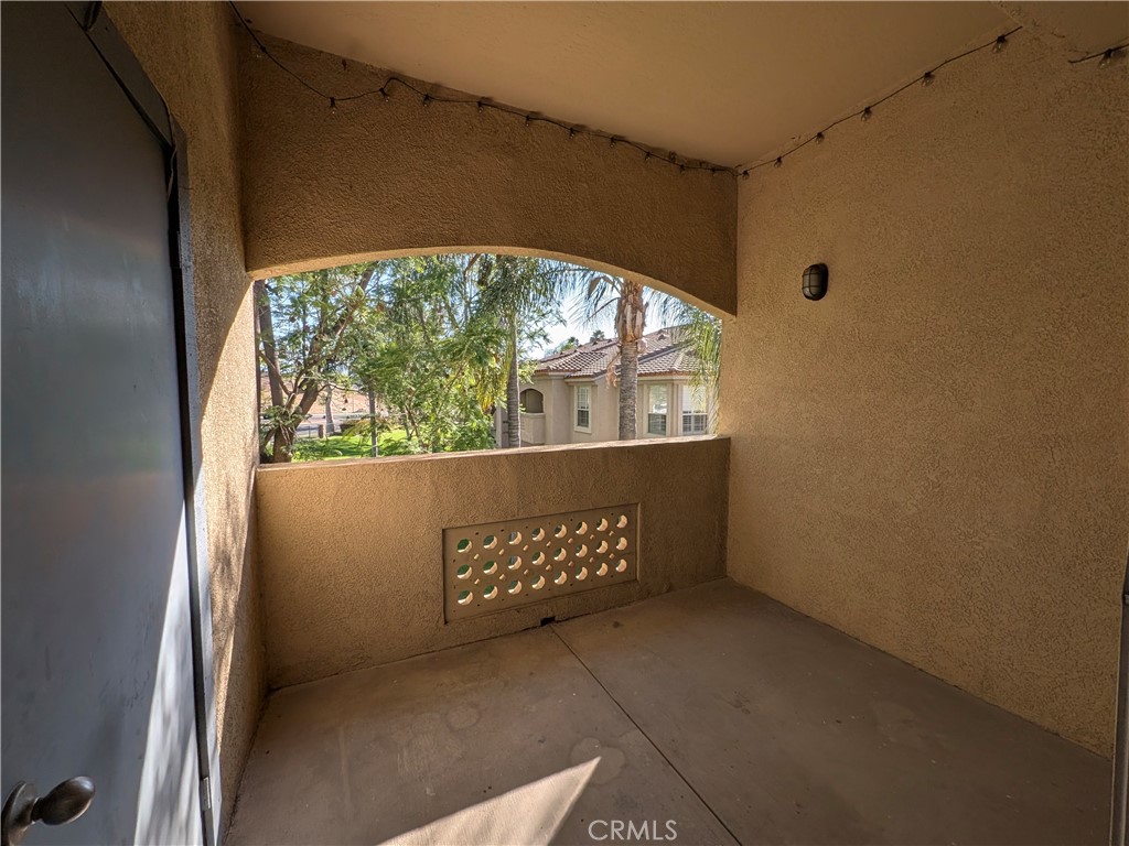 375 Central, Unit 19 Riverside, CA 92507 - Photo 18 of 21 Balcony
