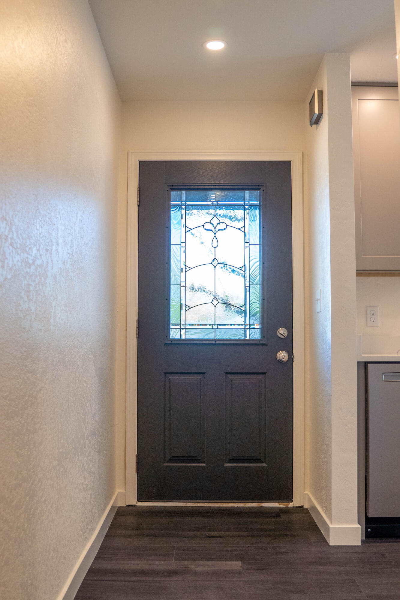 1836 Roberts Road Medford, OR 97504 - Photo 9 of 45 BVPhotography