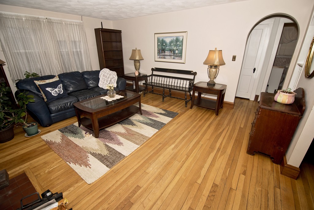 4 Strathmore Road Braintree, MA 02184 - Photo 7 of 27 Gallery Image 7