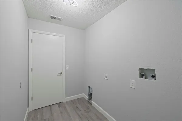 $398,000 | 941 Jayhil Drive, Minneola, FL 34715