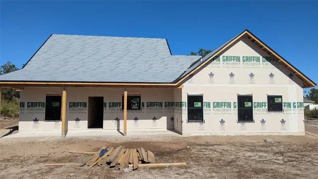 a view of a white building