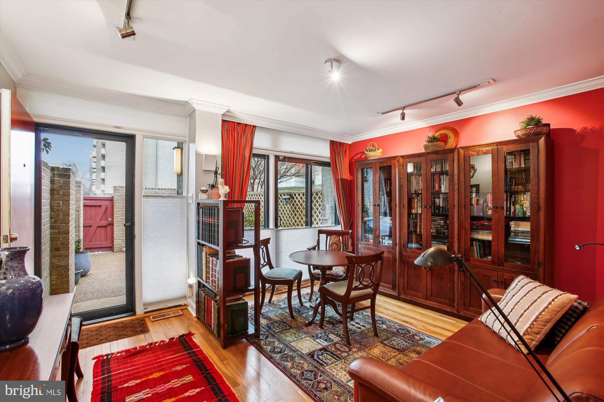 431 N Street Southwest Washington, DC 20024 - Photo 11 of 101 Charming space with vibrant accents.