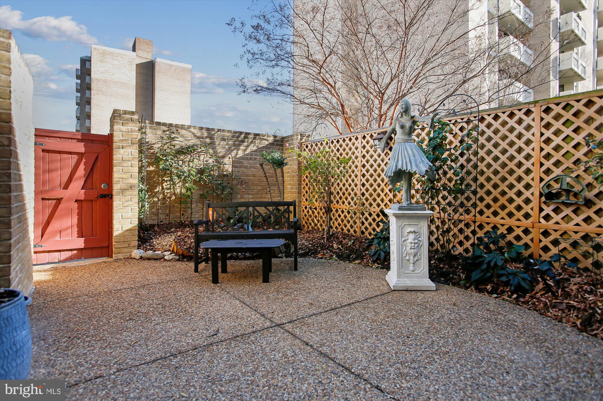 431 N Street Southwest Washington, DC 20024 - Photo 4 of 101 Charming courtyard with artistic flair.