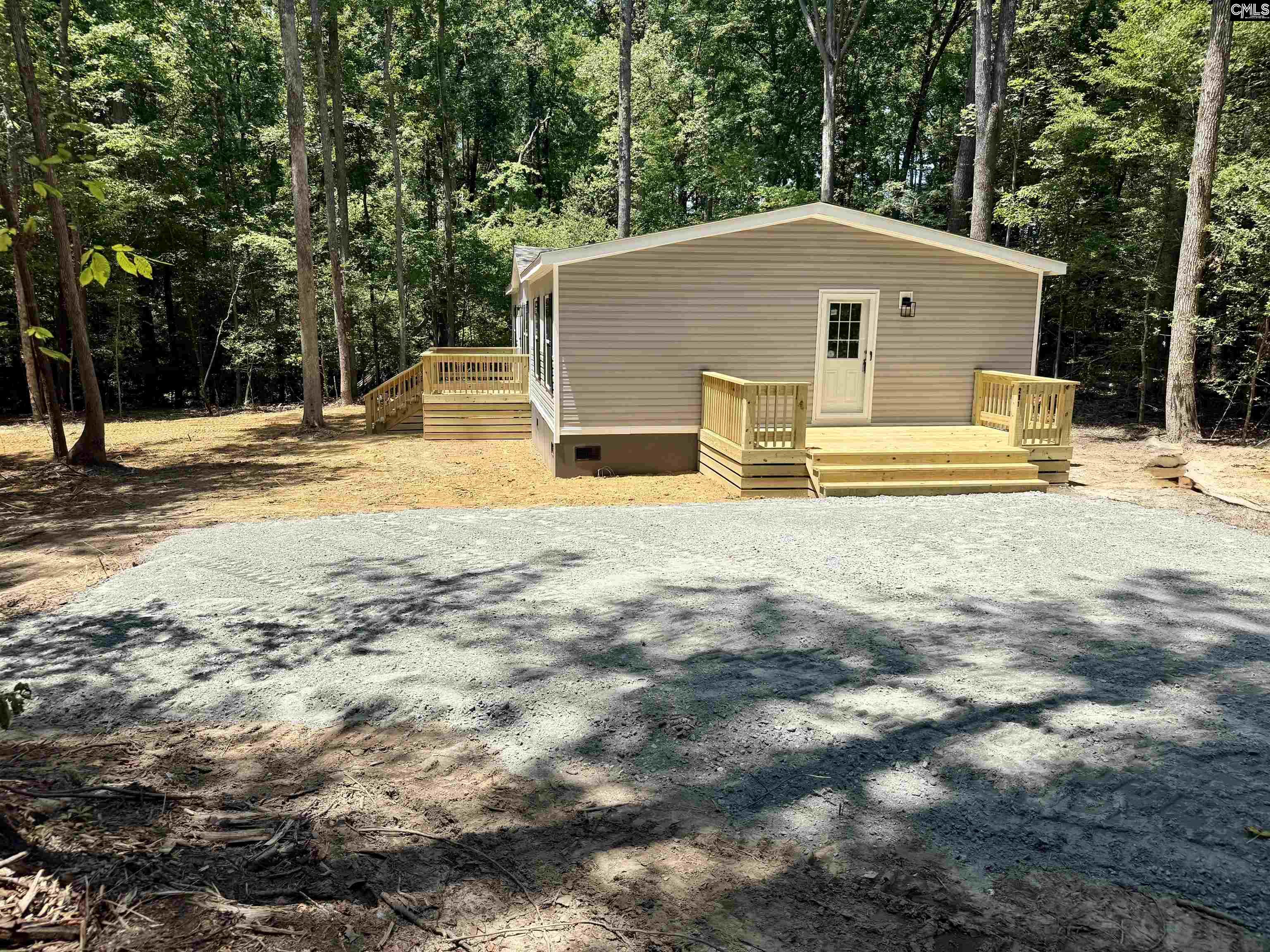 281 Douglas Road Pomaria, SC 29126 - Photo 3 of 19