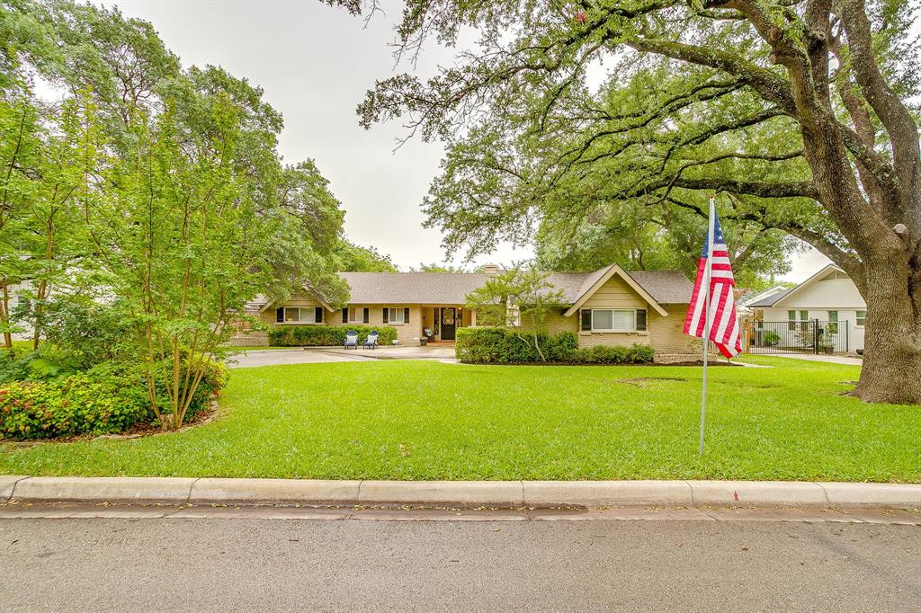 4316 West Clayton Road Fort Worth, TX 76116 - Photo 1 of 37 Welcome to 4316 Clayton Rd West!