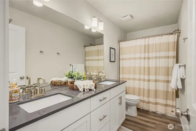 $724,900 | 22121 Jameson Avenue Northwest, Poulsbo, WA 98370