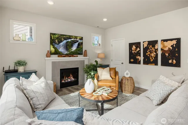 $724,900 | 22121 Jameson Avenue Northwest, Poulsbo, WA 98370