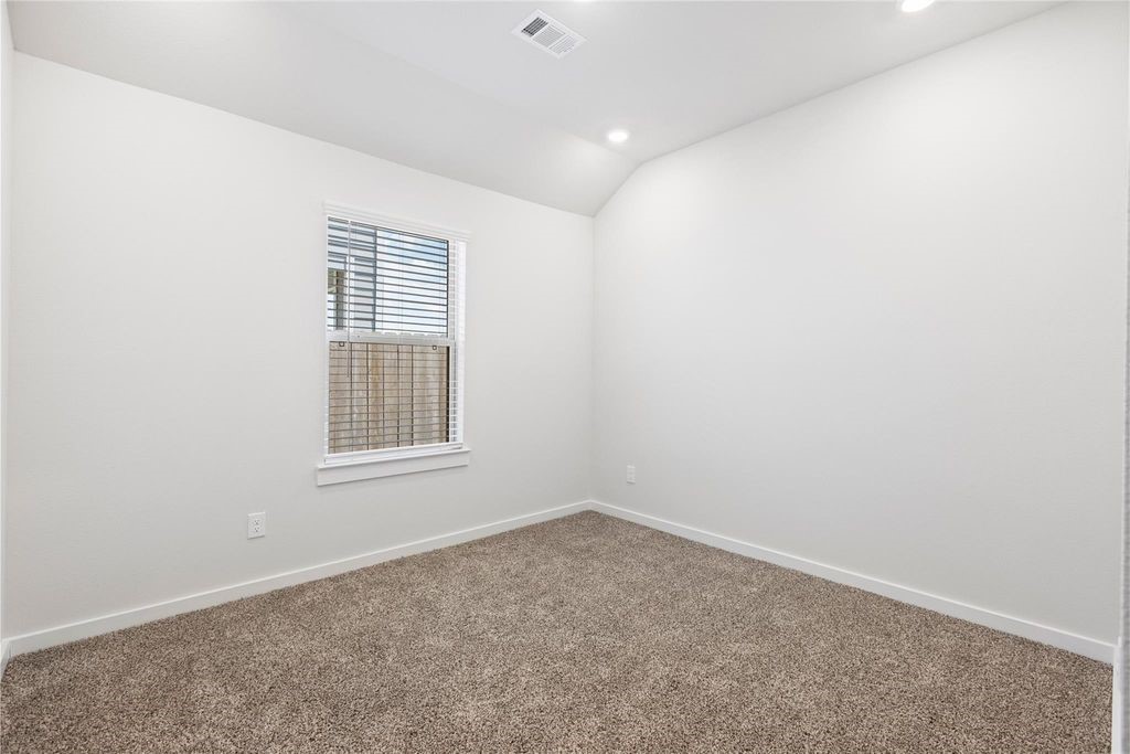 1122 Elsinore Drive Rosharon, TX 77583 - Photo 17 of 32