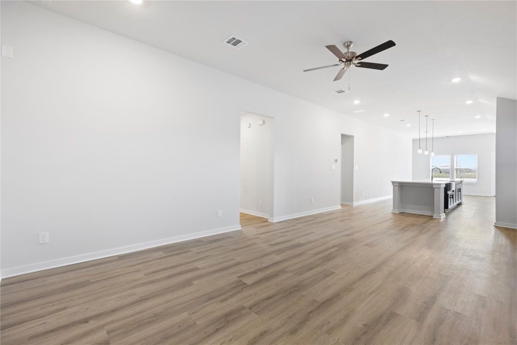 1122 Elsinore Drive Rosharon, TX 77583 - Photo 26 of 32