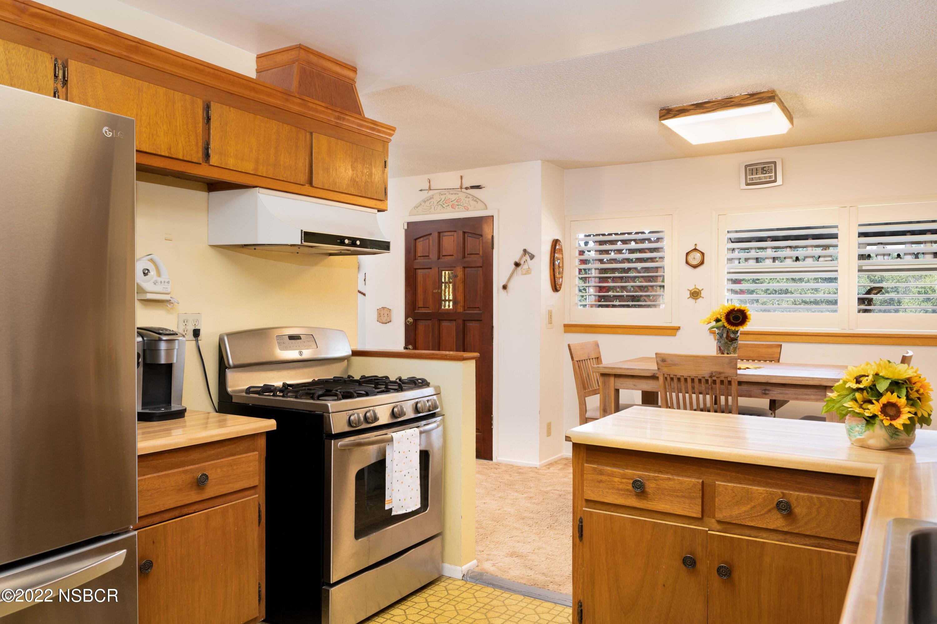 3440 Rucker Road Lompoc, CA 93436 - Photo 6 of 15 3440-rucker-road-lompoc-ca-lr-4