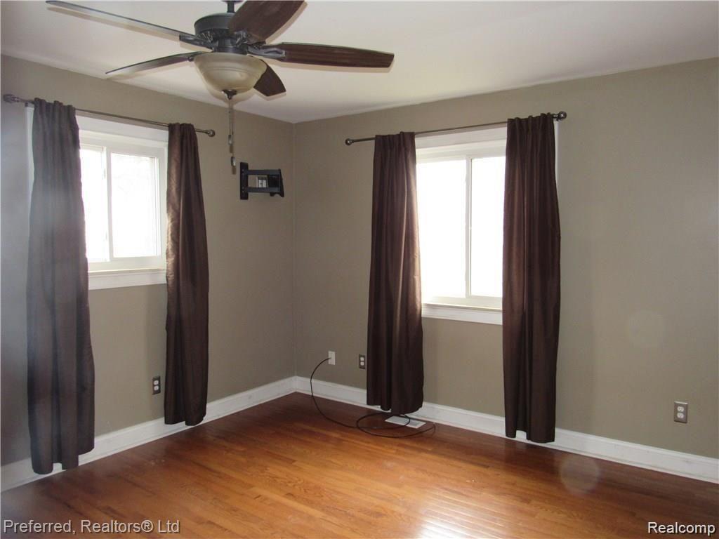 1548 Remsing Street Hartland, MI 48353 - Photo 8 of 10