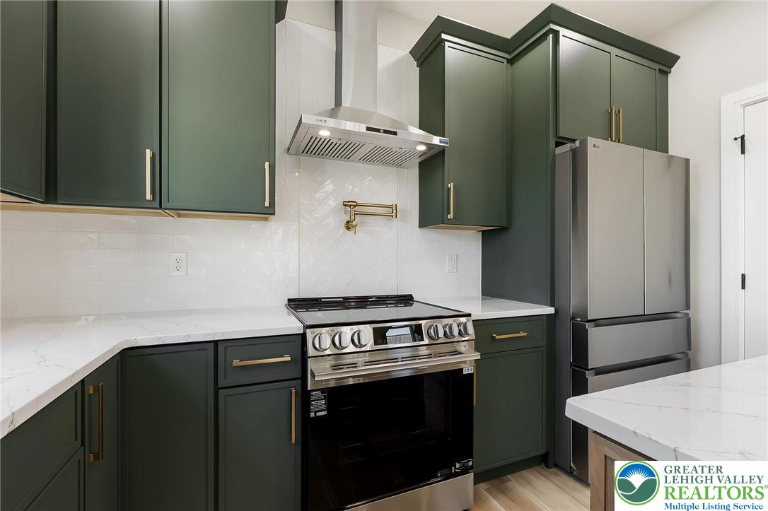 37 North 7th Street Coplay, PA 18037 - Photo 15 of 70