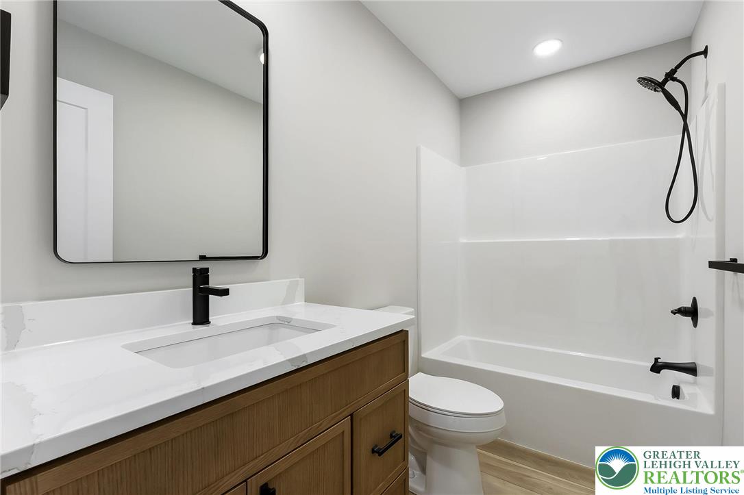 37 North 7th Street Coplay, PA 18037 - Photo 40 of 70