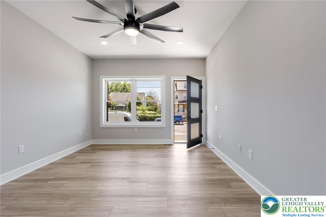37 North 7th Street Coplay, PA 18037 - Photo 7 of 70