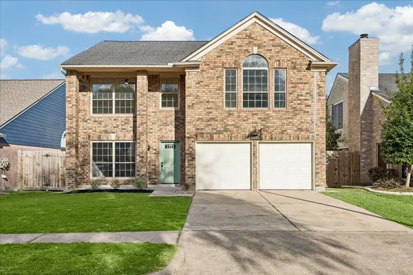 $355,000 | 2001 Tipperary Drive, Deer Park, TX 77536