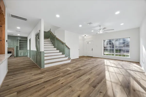 $355,000 | 2001 Tipperary Drive, Deer Park, TX 77536