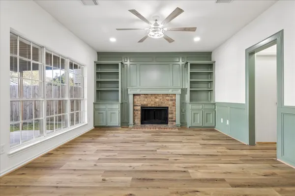 $355,000 | 2001 Tipperary Drive, Deer Park, TX 77536
