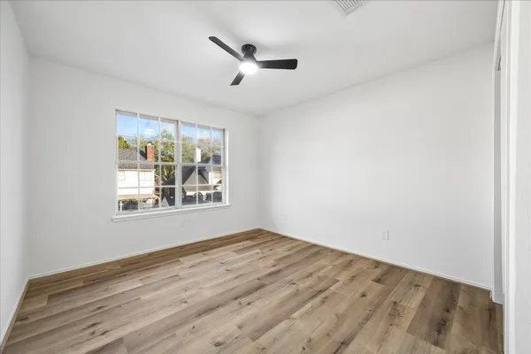 $355,000 | 2001 Tipperary Drive, Deer Park, TX 77536