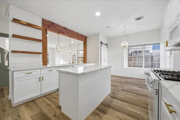 $355,000 | 2001 Tipperary Drive, Deer Park, TX 77536