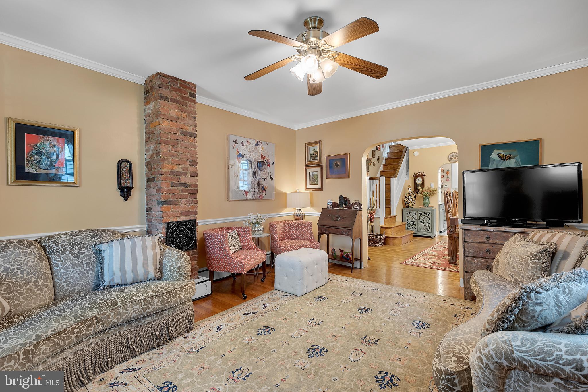 3723 Roland Avenue Baltimore, MD 21211 - Photo 4 of 30 Gallery Image 4