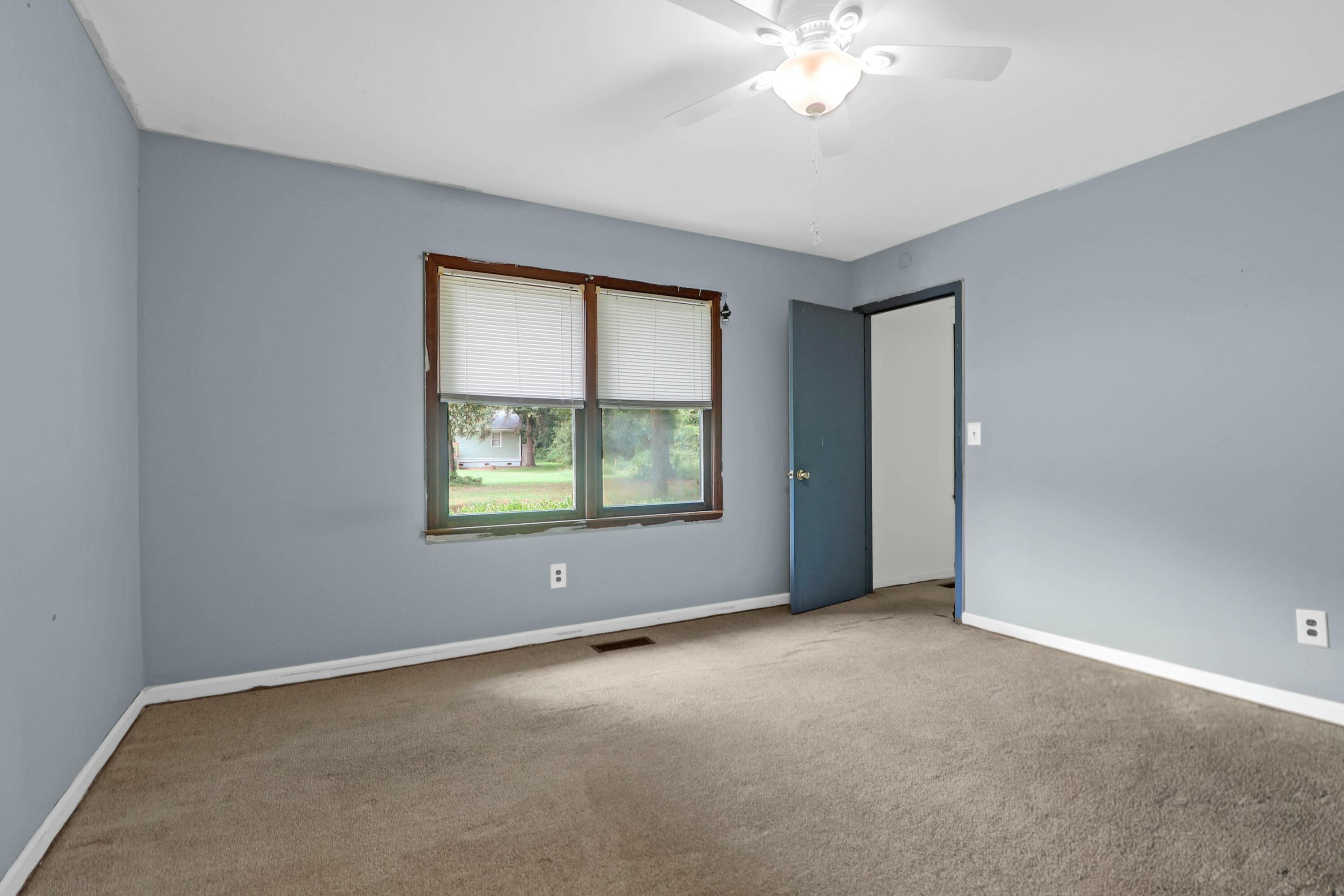 1088 Quiet Road Mount Pleasant, SC 29464 - Photo 11 of 22 Primary Bedroom