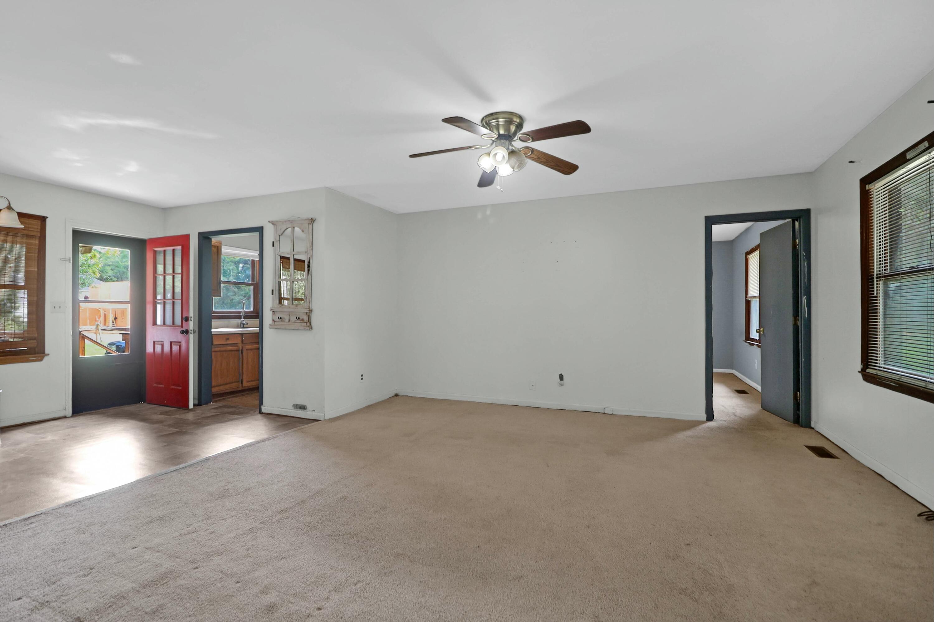 1088 Quiet Road Mount Pleasant, SC 29464 - Photo 3 of 22 Den
