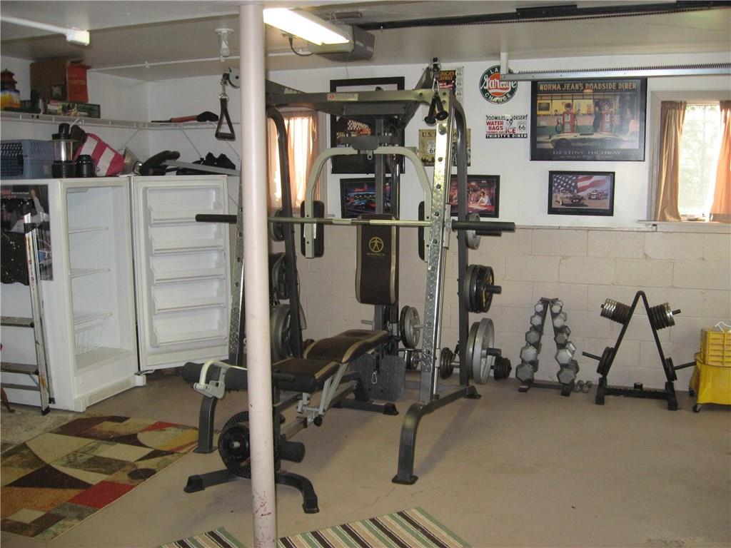 307 West Mountainview Road Acme, PA 15610 - Photo 24 of 25 Garage